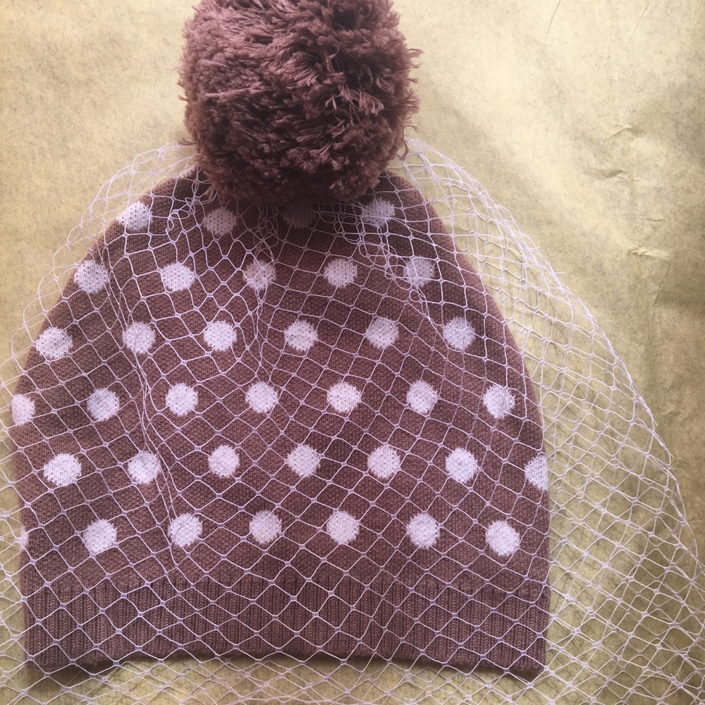 NWT BCBG polka dot veil beanie camel
